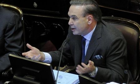 piden expulsar a pichetto del pj por ?conspirar contra cfk? piden expulsar a pichetto del pj por ?conspirar contra cfk?