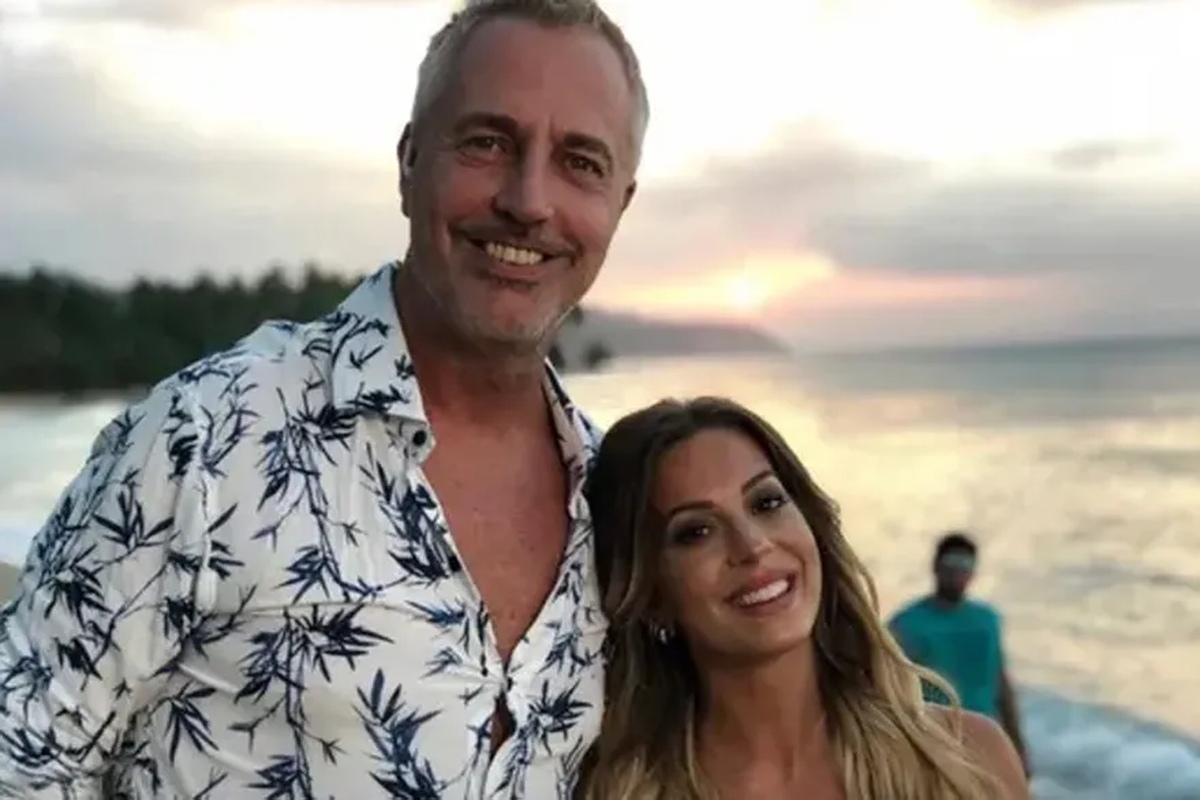 Noelia Marzol junto a Marley-