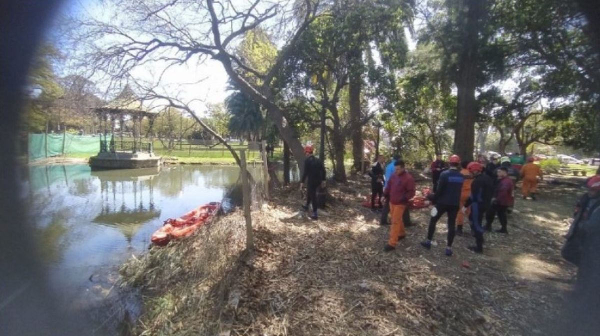Apareció en el lago Victoria Ocampo.
