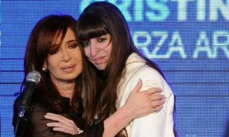 Cristina Kirchner se refirió a la patología que sufre su hija Florencia: Depende de mí, está enferma Cristina Kirchner se refirió a la patología que sufre su hija Florencia: Depende de mí, está enferma
