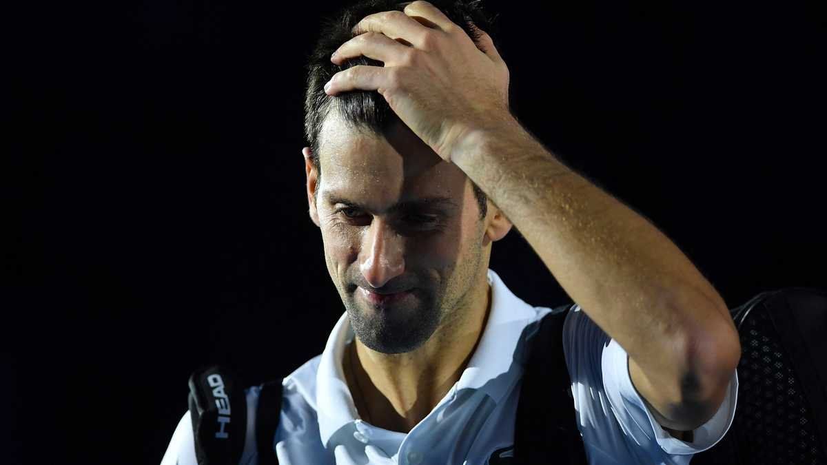 Novak Djokovic fue detenido hasta que Tribunal Federal resuelva su situación en Australia
