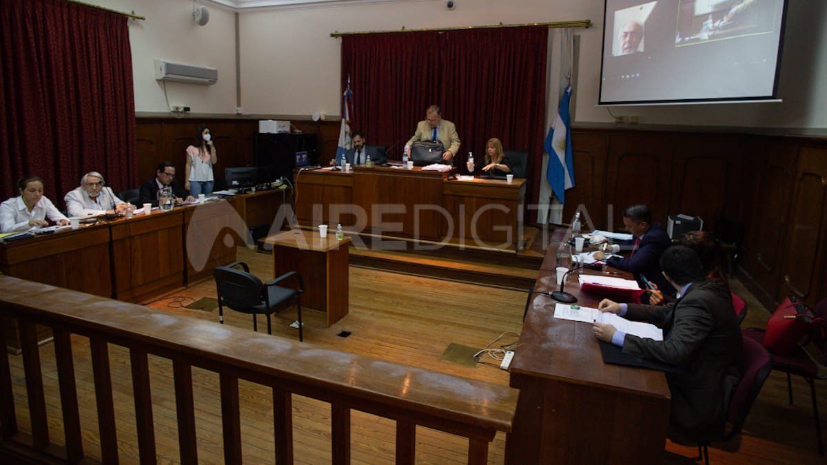 El juicio se desarrolla en la sala 6 de los tribunales santafesinos