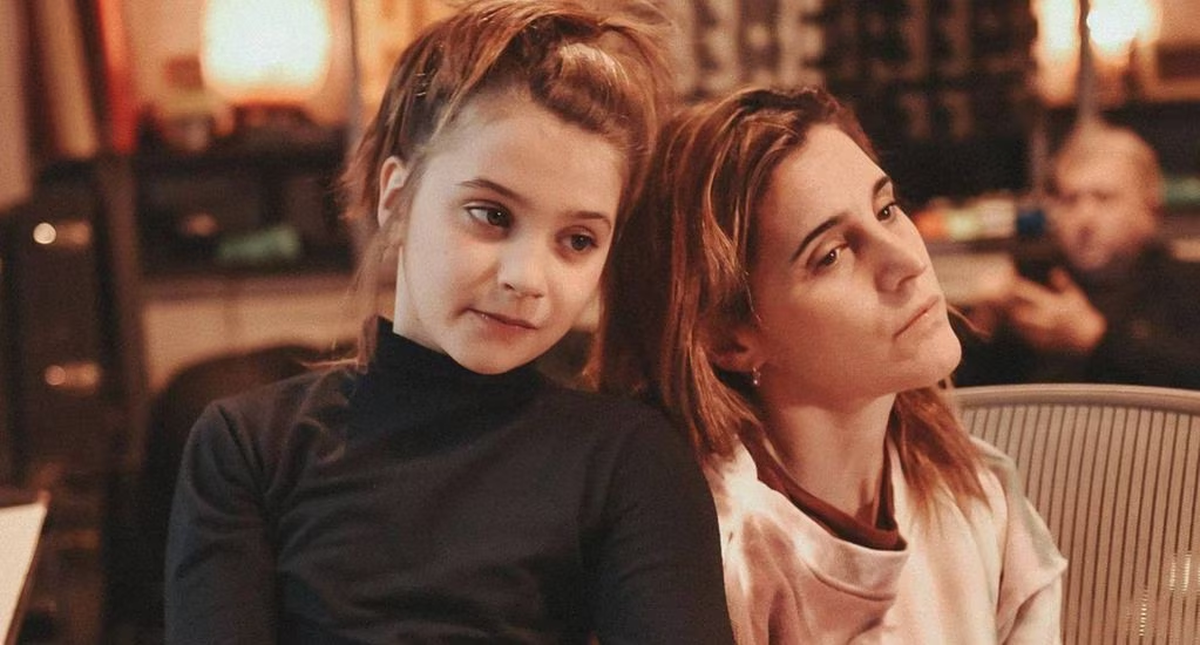 Soledad Pastorutti junto a su hija.