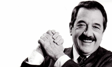 Efemérides del 10 de diciembre: en 1983 Raúl Alfonsín asume la presidencia Efemérides del 10 de diciembre: en 1983 Raúl Alfonsín asume la presidencia