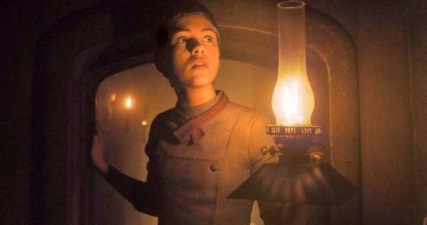 El nuevo tráiler de Gretel y Hansel es tan bizarro como inquietante