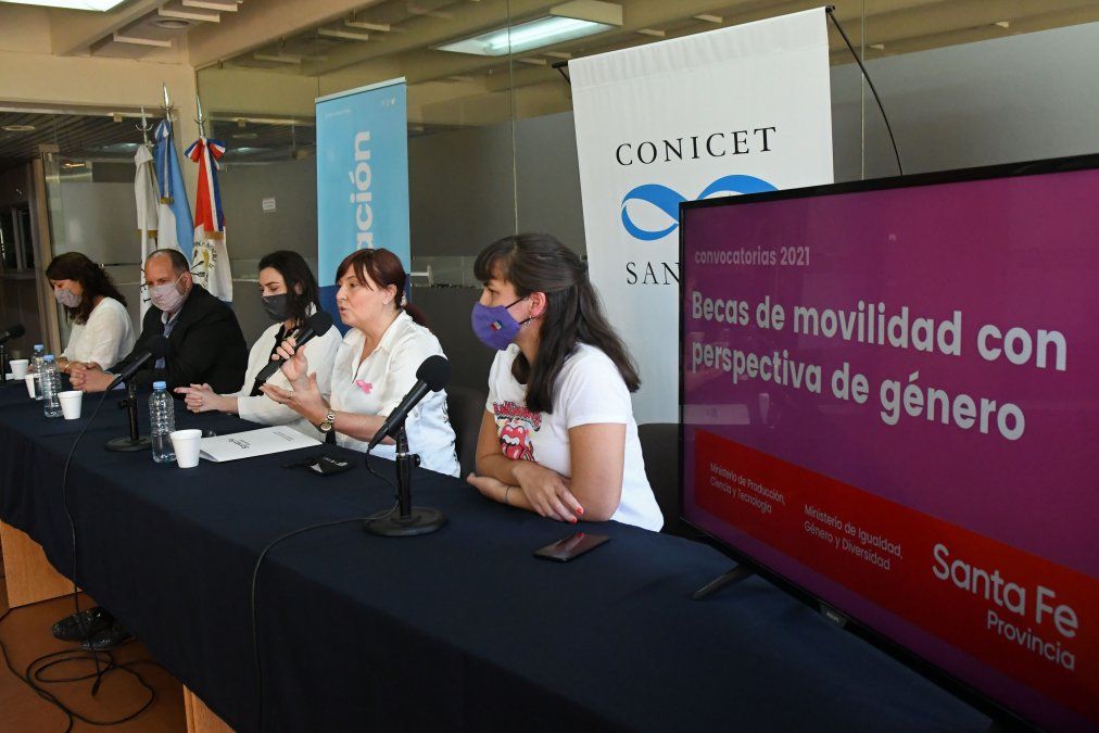 Se propone la perspectiva de género como una categoría analítica cuya consideración resulta indispensable para garantizar intervenciones estatales eficientes, poniendo el foco en el impacto diferenciado que las acciones políticas tienen en la vida de las personas conforme sus realidades sociales.