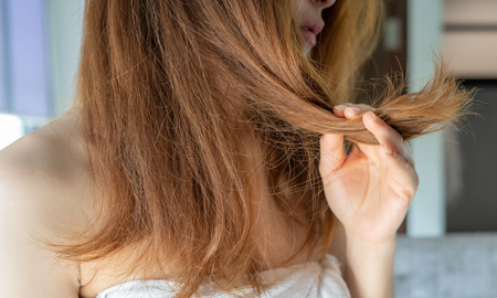 El frizz es un problema que afecta a todos los tipos de cabello. El frizz es un problema que afecta a todos los tipos de cabello.