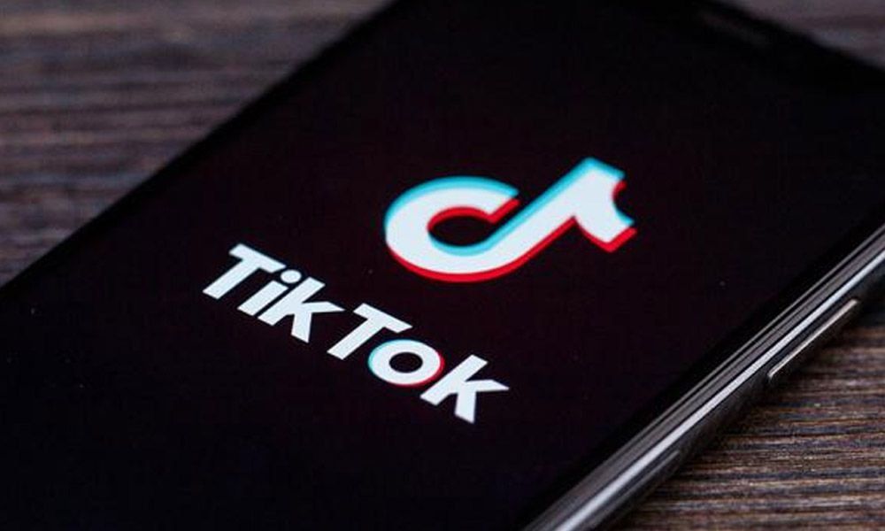 Ocho canciones clásicas que volvieron a la vida gracias a TikTok .