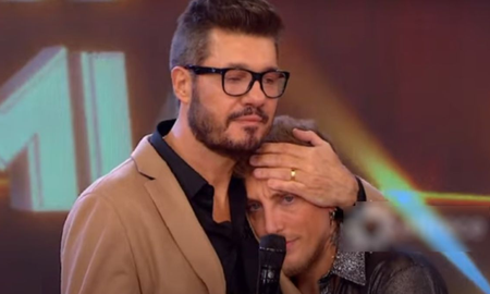 El cantante homenajeó a Jorge Cwirkaluk, que falleció hace quince días a los 59 años, y aseguró: No voy a ser el mismo Ezequiel de antes. El cantante homenajeó a Jorge Cwirkaluk, que falleció hace quince días a los 59 años, y aseguró: No voy a ser el mismo Ezequiel de antes.