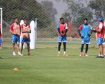 Unión jugará un amistoso ante Newells en Rosario este fin de semana y luego recibirá a Rosario Central en el 15 de Abril. Unión jugará un amistoso ante Newells en Rosario este fin de semana y luego recibirá a Rosario Central en el 15 de Abril.
