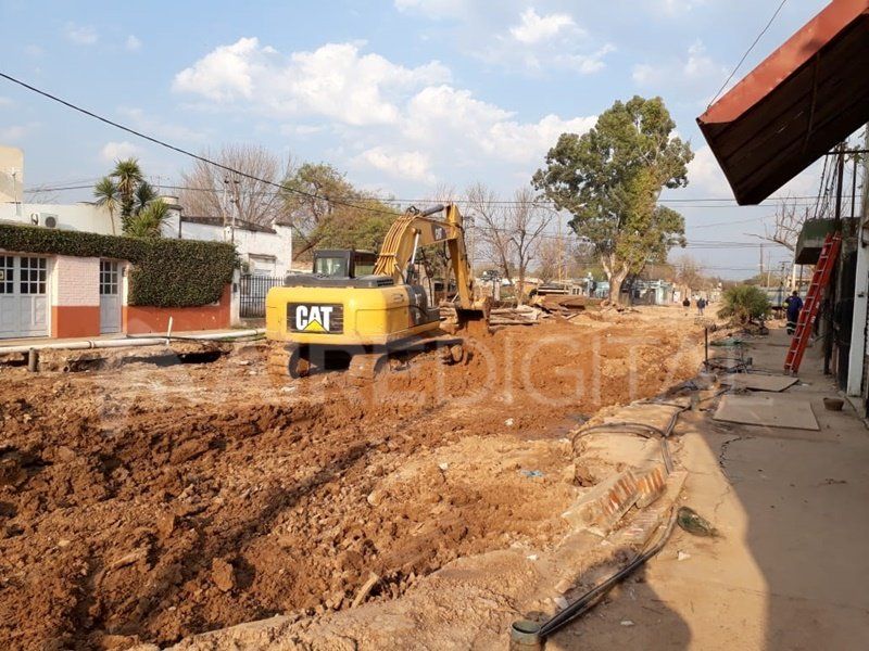 Desagüe Espora: con la obra paralizada, volvieron a citar al Municipio