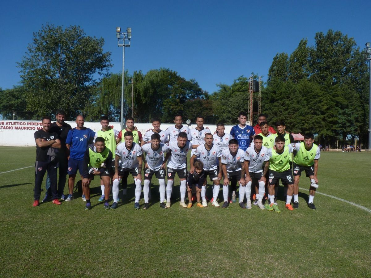 Unión jugará un amistoso frente a Independiente de Santo Tomé. Unión jugará un amistoso frente a Independiente de Santo Tomé.