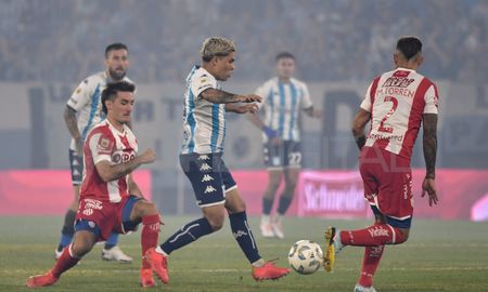 Unión y Racing jugarán el jueves 20 de marzo a las 21 en el Cilindro de Avellaneda. Unión y Racing jugarán el jueves 20 de marzo a las 21 en el Cilindro de Avellaneda.