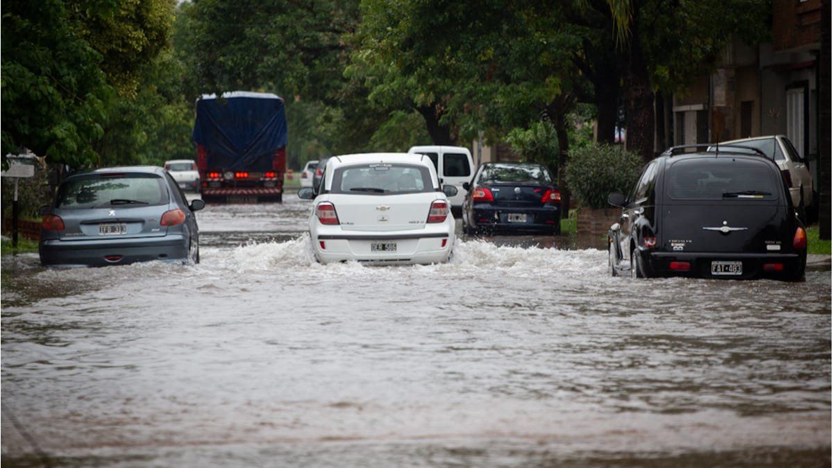 Monday began with another intense storm in Santa Fe: how will the weather continue