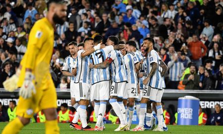 Un campeón del mundo dejó Europa y su próximo destino ilusiona a todo el fútbol argentino Un campeón del mundo dejó Europa y su próximo destino ilusiona a todo el fútbol argentino