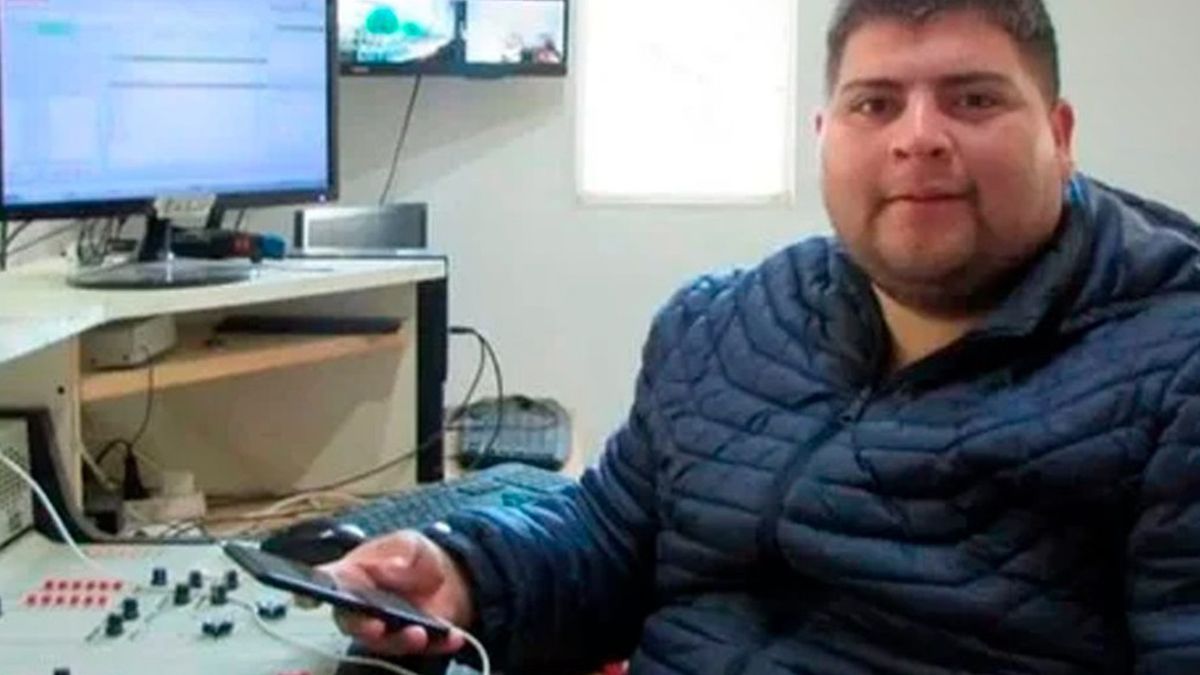 La víctima trabajaba en Fm Chalet y se desempeñaba como operador. 