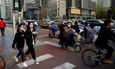 china registra 108 nuevos casos de covid-19 y preocupa el riesgo de un rebrote china registra 108 nuevos casos de covid-19 y preocupa el riesgo de un rebrote