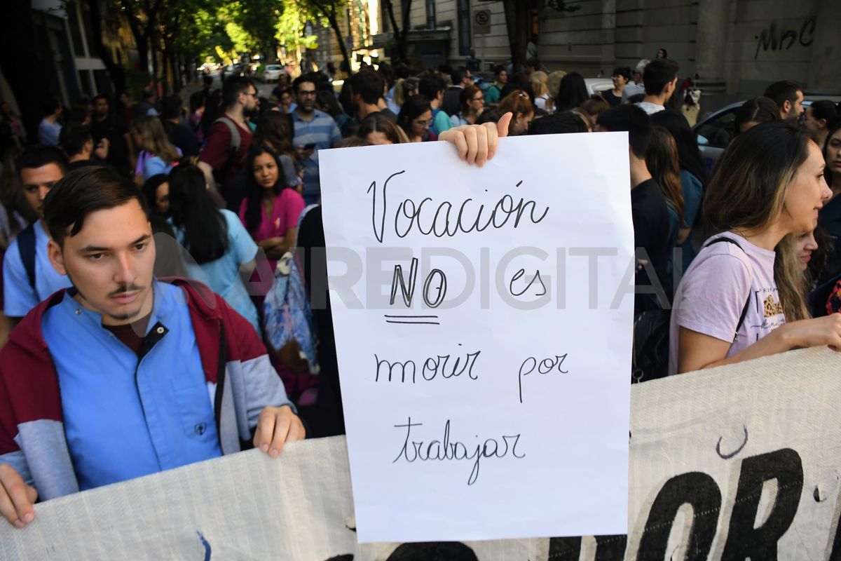Los médicos santafesinos paran por 48 horas tras el ataque en el Hospital Provincial de Rosario.