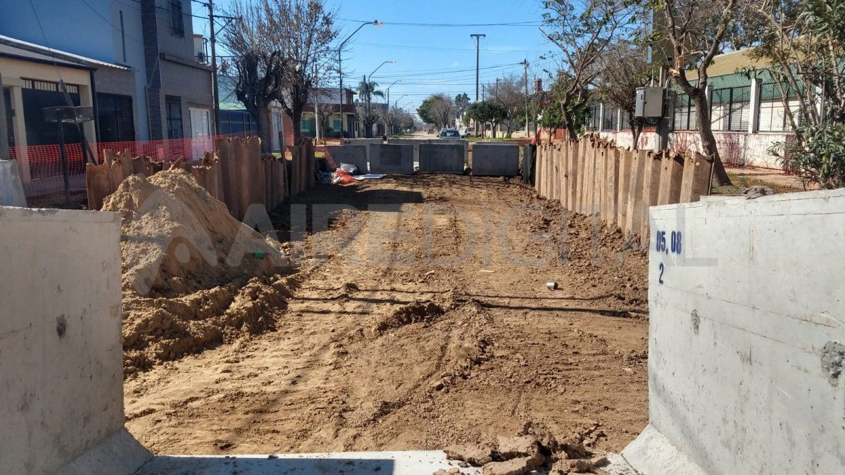 Así luce hoy la calle Espora al 4300, entre Gaboto y Estrada.
