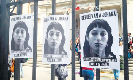 Detuvieron a un sospechoso vinculado con el femicidio de Johana Ramallo Detuvieron a un sospechoso vinculado con el femicidio de Johana Ramallo