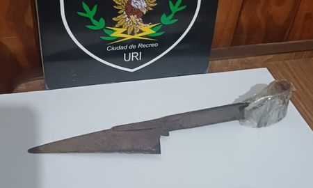 Recreo: dos detenidos y un cuchillo secuestrado Recreo: dos detenidos y un cuchillo secuestrado