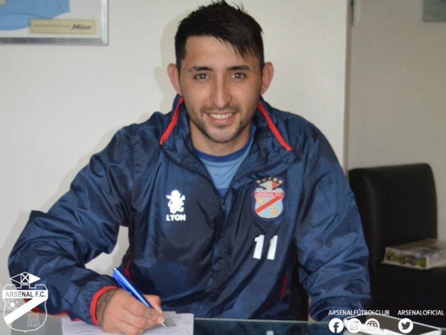 El jugador con paso en Colón es nuevo jugador de Arsenal