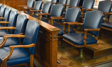 El sistema de Juicio por Jurados tendrá su primer caso en la ciudad de San Cristóbal. El sistema de Juicio por Jurados tendrá su primer caso en la ciudad de San Cristóbal.