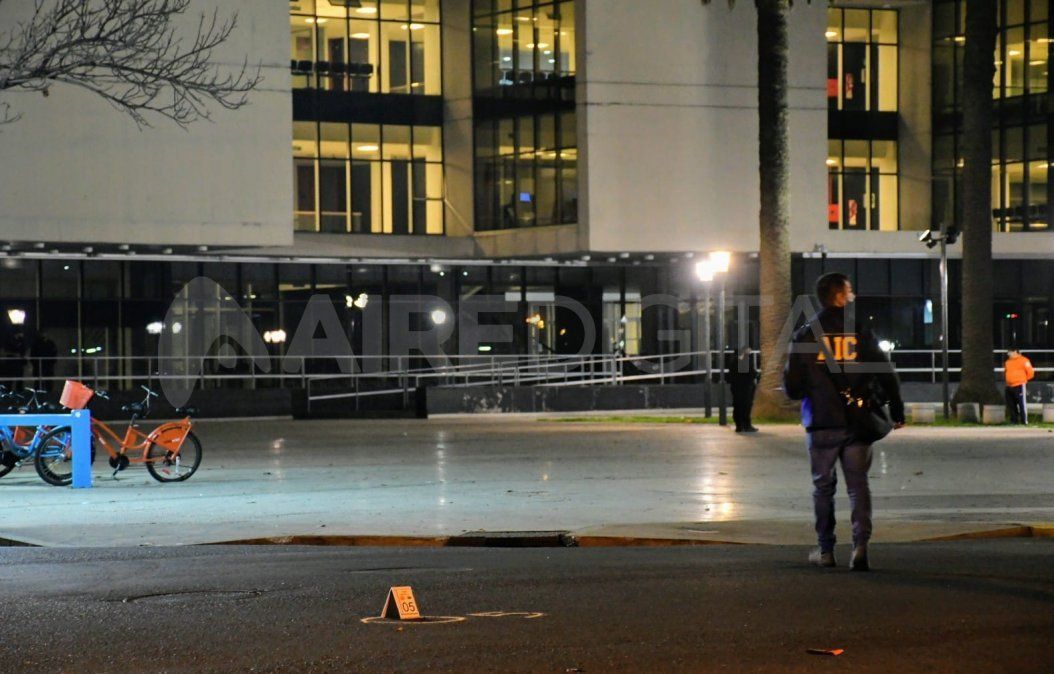 El Centro de Justicia Penal de Rosario ya había sido atacado en otras oportunidades con la misma modalidad. El atentado más reciente puso hace crecer la preocupación sobre si es un lugar seguro para juzgar al líder de Los Monos.