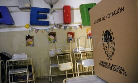 La candidata de Unidos para Cambiar Santa Fe, María Luengo, se impuso con comodidad en las Paso para concejales de la ciudad. La candidata de Unidos para Cambiar Santa Fe, María Luengo, se impuso con comodidad en las Paso para concejales de la ciudad.