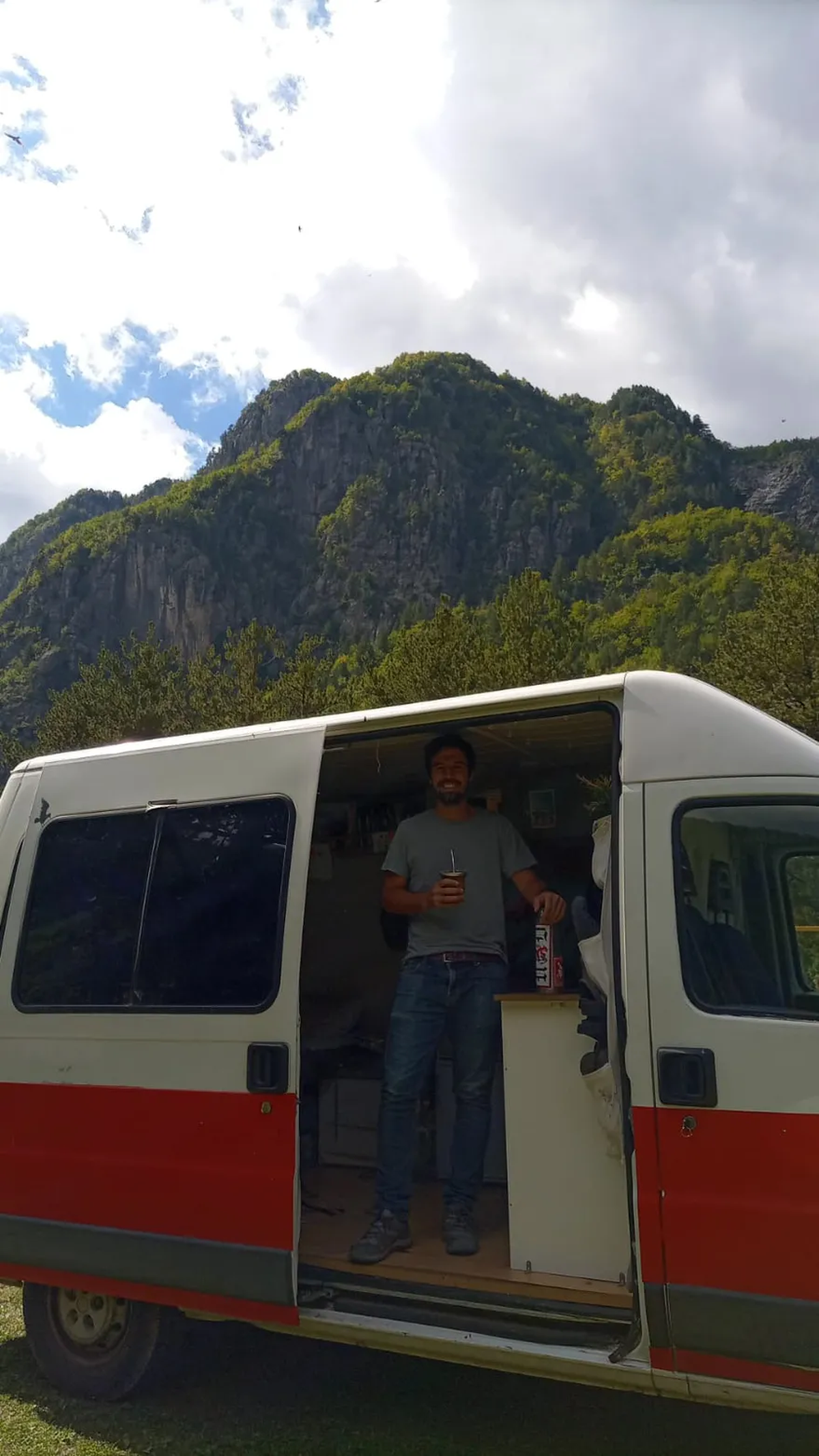 Los argentinos se encuentran ahora en Albania, donde aguardan hasta conseguir las autorizaciones para entrar al continente asiático.