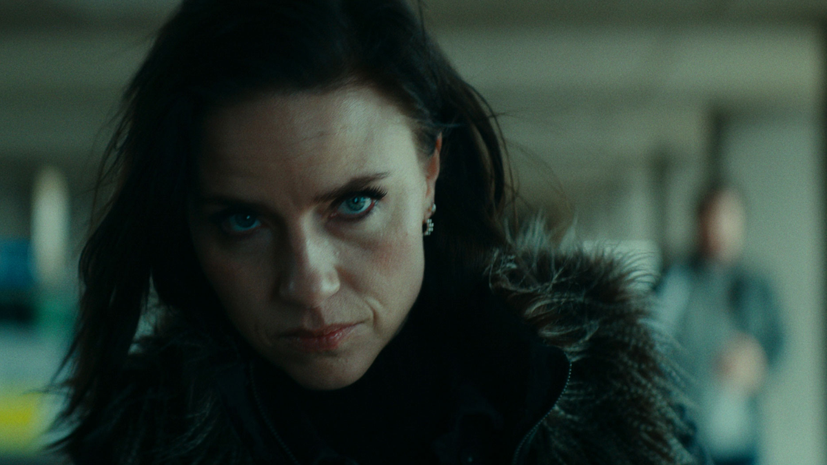 Christina Aistrup Hansen es una ex enfermera danesa que fue acusada del asesinato de cuatro pacientes y del intento de asesinato de un quinto en el Hospital Nykøbing Falster. Captura de 