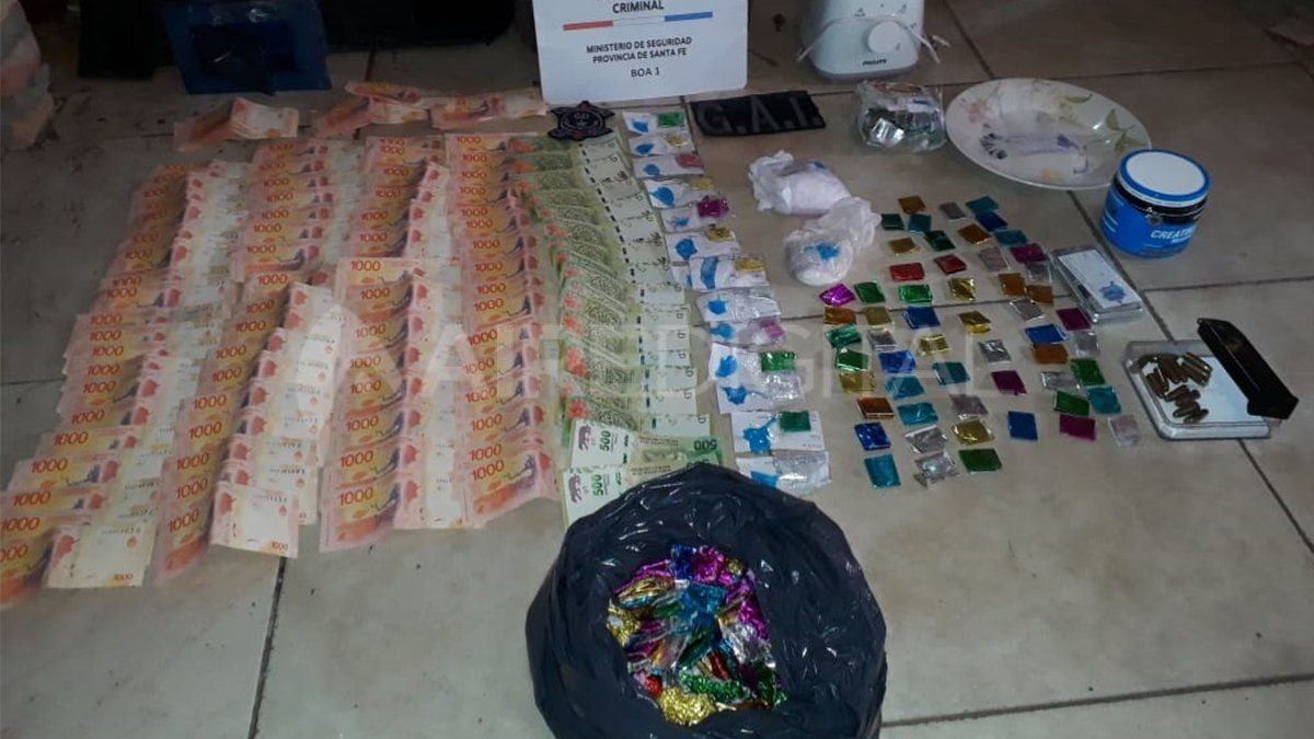 El efectivo ten&iacute;a en su poder m&aacute;s de cien mil pesos en su casa.&nbsp;