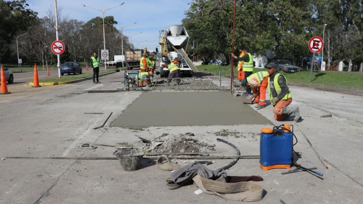 Se hará una reparación total de una superficie de casi 2000 m2 de losas de hormigón en ambas cabeceras del viaducto.