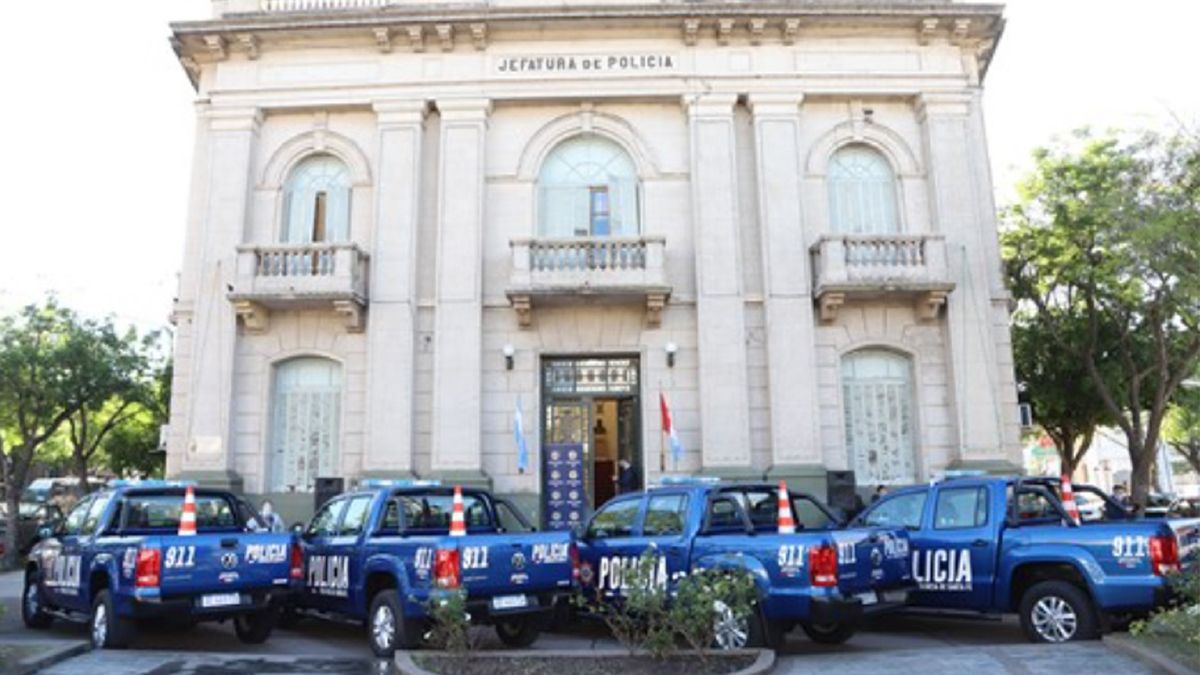 El policía oficiaba como Subjefe de la dependencia.&nbsp;