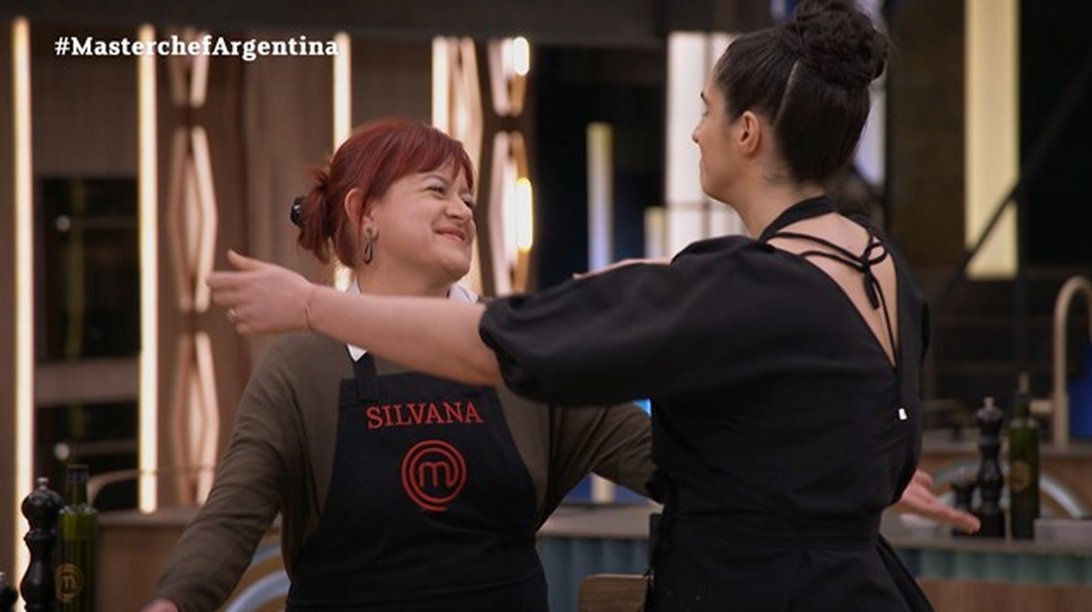 Silvana y Daniela quedaron en MasterChef. Silvana y Daniela quedaron en MasterChef.