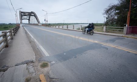 Desde el 28 de marzo de 2024, solo pueden circular vehículos autorizados por el Puente Carretero. Desde el 28 de marzo de 2024, solo pueden circular vehículos autorizados por el Puente Carretero.