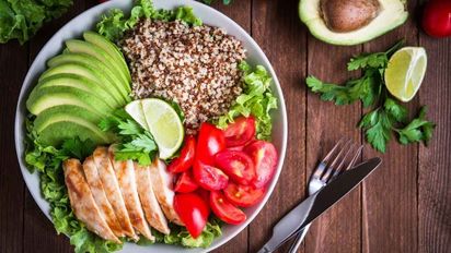 3 ensaladas frescas para un almuerzo saludable en primavera