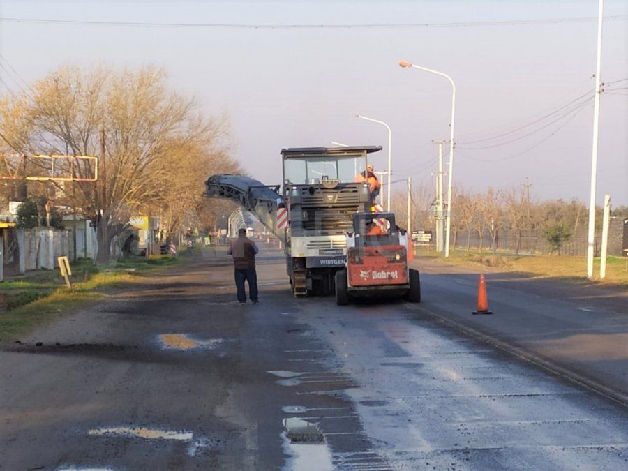 En la ciudad de Sauce Viejo se encuentra trabajando la maquinaria vial para realizar tareas de fresado