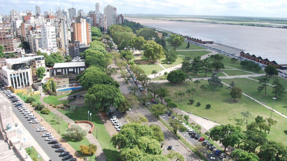 Especialistas del sector observaron una disminución notable en la llegada de turistas a Rosario y una baja ocupación hotelera, especialmente en las zonas céntricas de la ciudad. Especialistas del sector observaron una disminución notable en la llegada de turistas a Rosario y una baja ocupación hotelera, especialmente en las zonas céntricas de la ciudad.