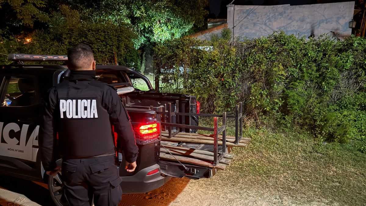 Los bancos robados fueron recuperados y serán restituidos al centro cultural Sapucay.