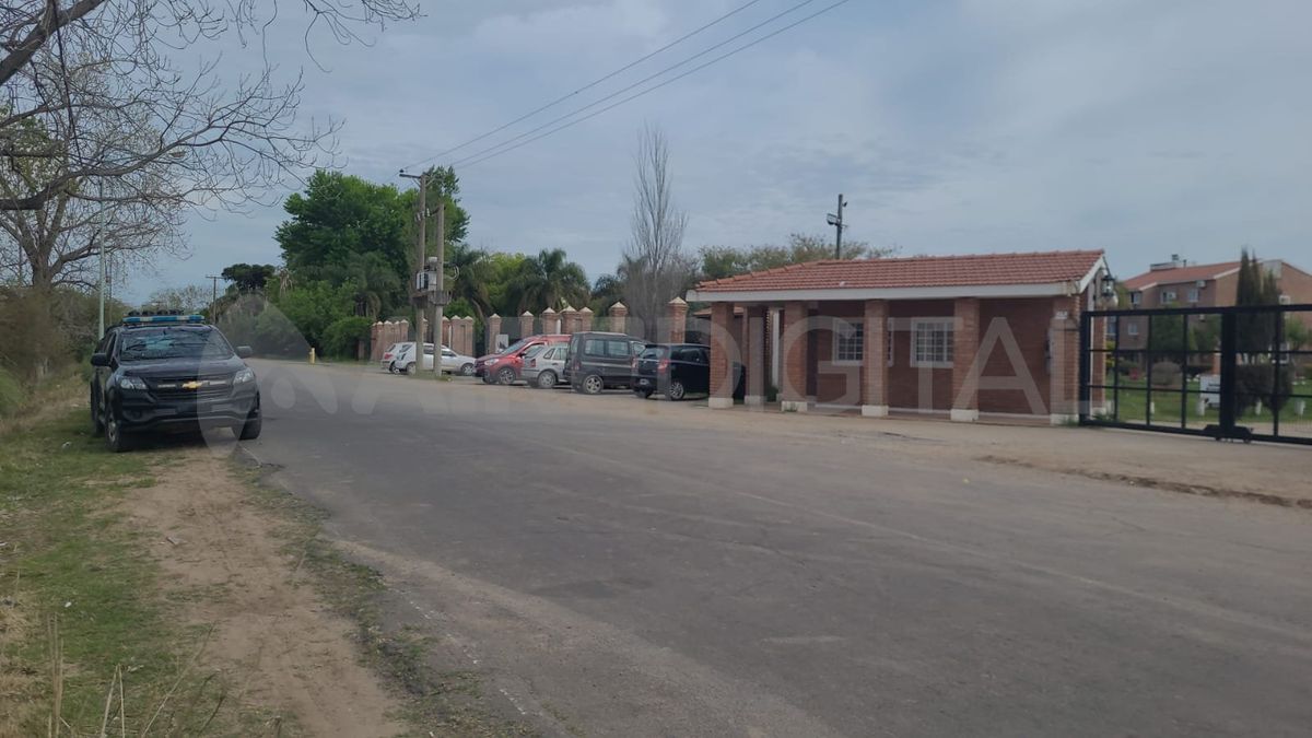 Custodiado por la Policía