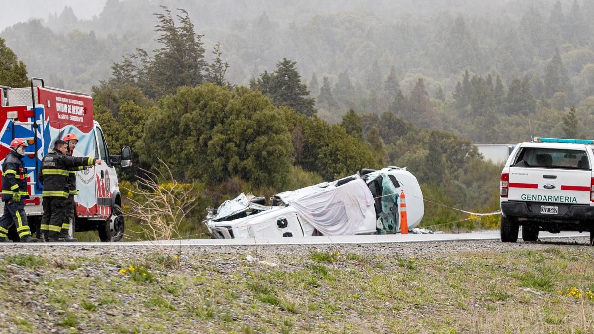 El siniestro ocurrió este sábado alrededor de las 9 sobre la Ruta 40 entre Villa La Angostura y Bariloche.
