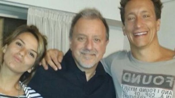 Hugo Accardi junto a su hija Gimena y Nico Vázquez.