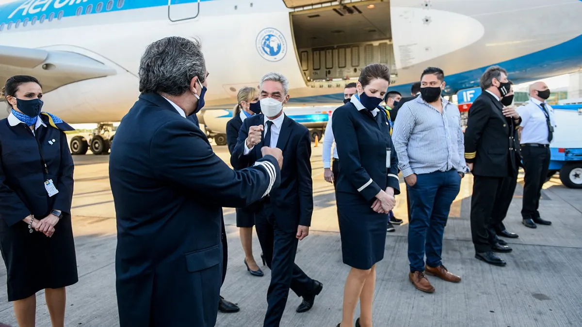 El emotivo audio entre los pilotos y la torre de control en el vuelo de Aerolíneas a Rusia