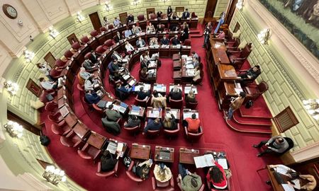 La comisión Redactora empieza a darle forma a los cambios que se votará en la sesión que se haría el miércoles. La comisión Redactora empieza a darle forma a los cambios que se votará en la sesión que se haría el miércoles.
