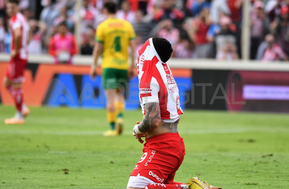 Gonzalo Morales, en Unión vs. Defensa y Justicia. Gonzalo Morales, en Unión vs. Defensa y Justicia.