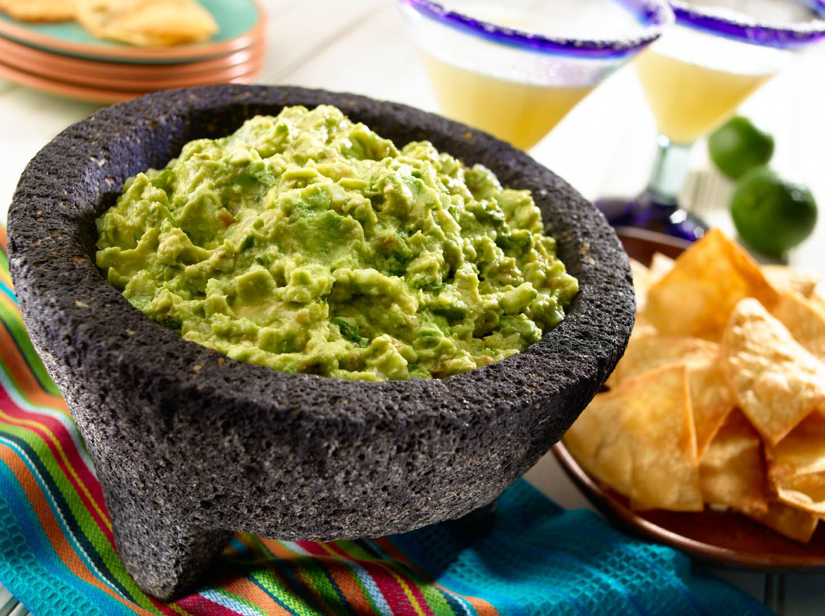 El guacamole es una receta típica de México a base de palta, como se vio en MasterCheff.