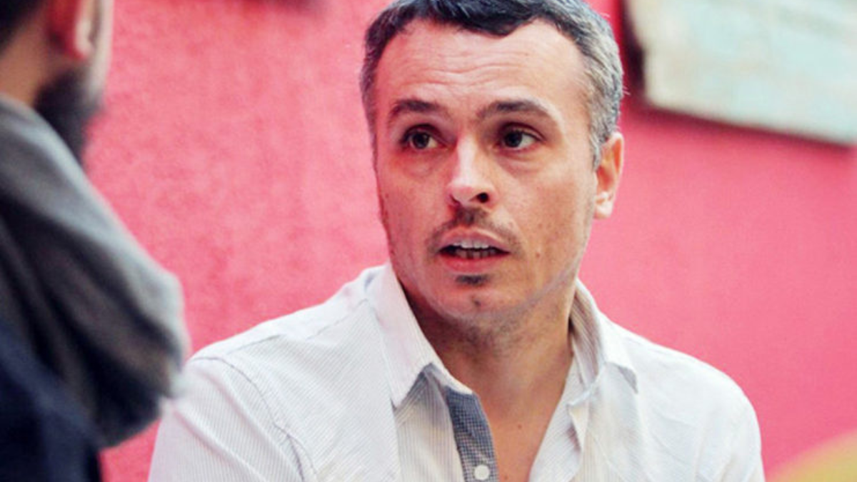 El diputado nacional Esteban Paulón presidía la Federación Argentina de Lesbianas, Gays, Bisexuales y Transexuales en 2010. El diputado nacional Esteban Paulón presidía la Federación Argentina de Lesbianas, Gays, Bisexuales y Transexuales en 2010.
