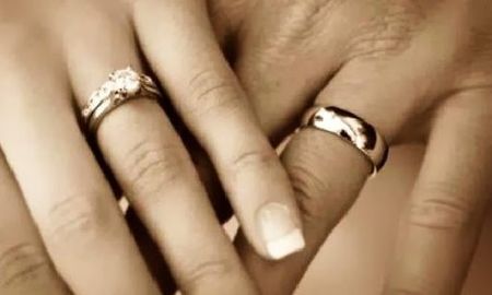 “Me arrepiento de haberme casado”: 10 personas revelan por qué no usan su anillo de bodas