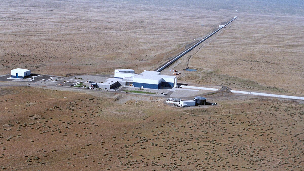 Ligo es un Observatorio de Detección de Ondas Gravitatorias de Estados Unidos. Las siglas provienen del inglés Laser Interferometer Gravitational-Wave Observatory.